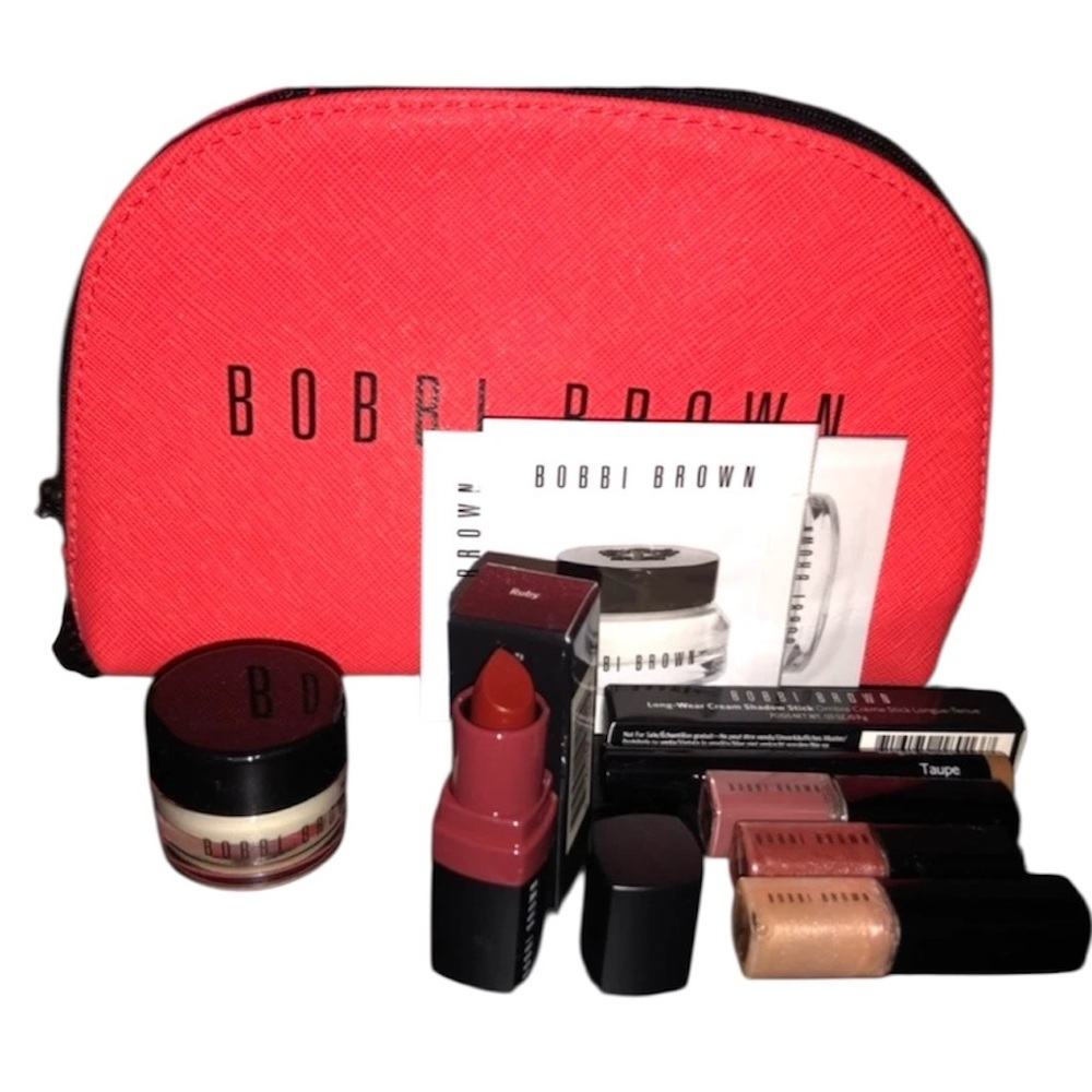 Bobby Brown Beauty Bundle + Bag